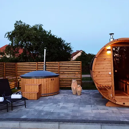 Sauna Balia - Nowa Osada Domki Przy Plazy - Caloroczne Domki Na Mazurach Ryn  Exterior photo